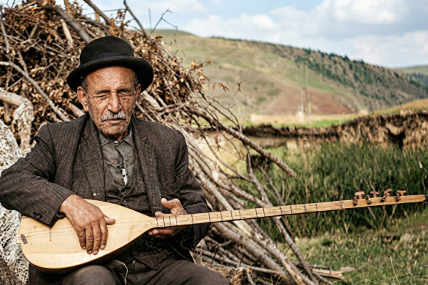 Aşık Veysel Kimdir?